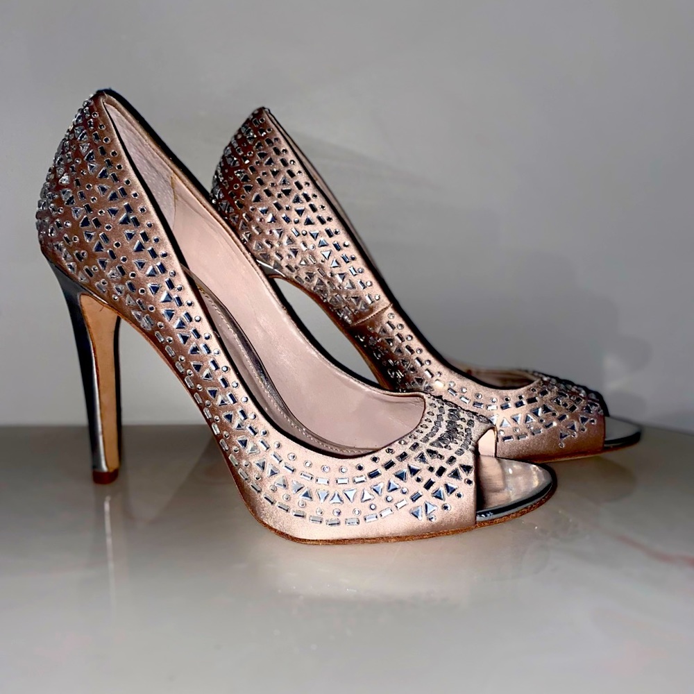 The perfect nude shoe